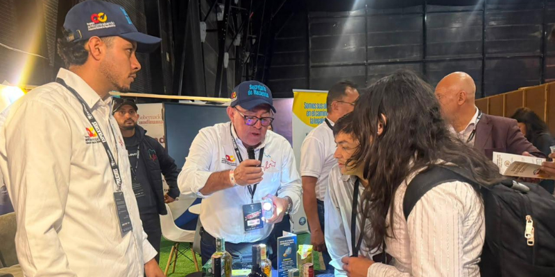 Cundinamarca lleva a Expolicores 2026 su estrategia contra el contrabando y la adulteración de licor